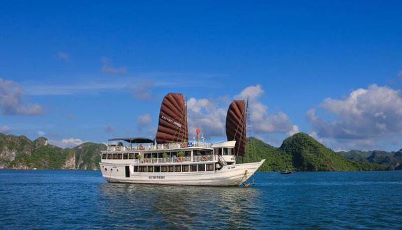 North and South Vietnam Tour - Sleep on board Halong boat