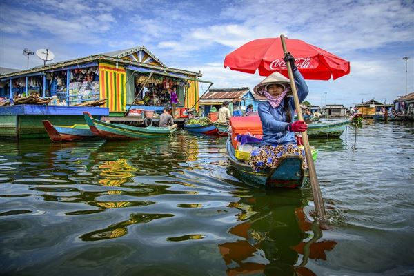 Cruising Siem Reap to Saigon by RV Toum Tiou 8 Days