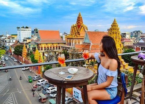 Phnom Penh Tour 4 Days